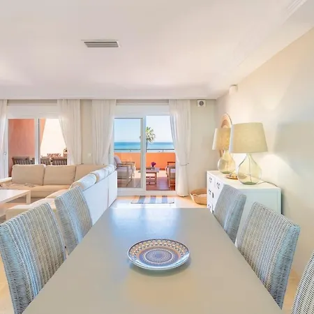 Beachfront 3br Townhouse With Pool In 아파트 *