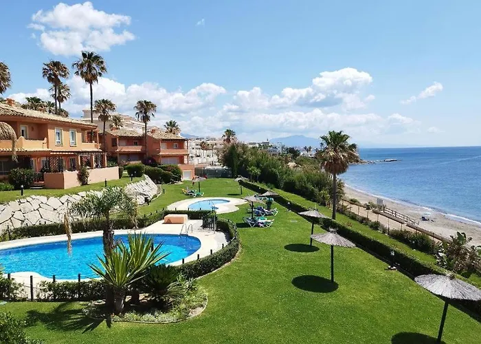 Apartamento Beachfront 3br Townhouse With Pool In *