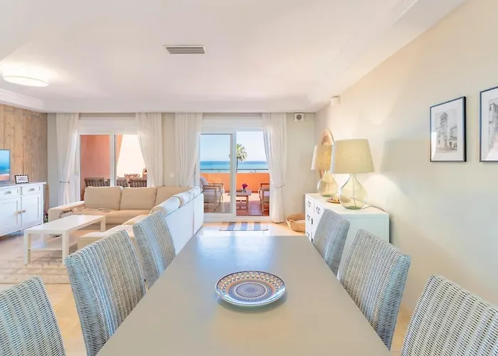 Beachfront 3br Townhouse With Pool In Apartamento *