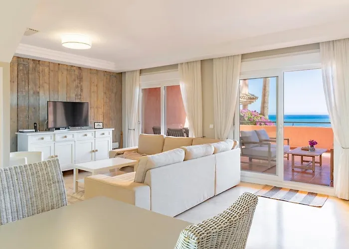 Apartment Beachfront 3br Townhouse With Pool In *